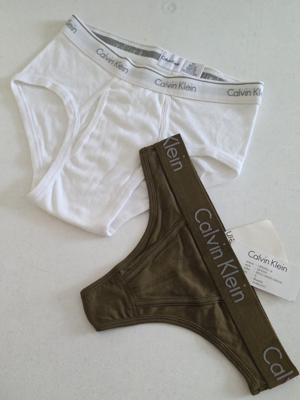 Calvin Klein Olive Green Men’s Cotton Briefs with Logo Waistband